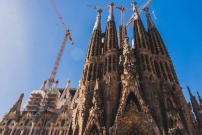 🏰 The Sagrada Família: Gaudí's masterpiece in Barcelona