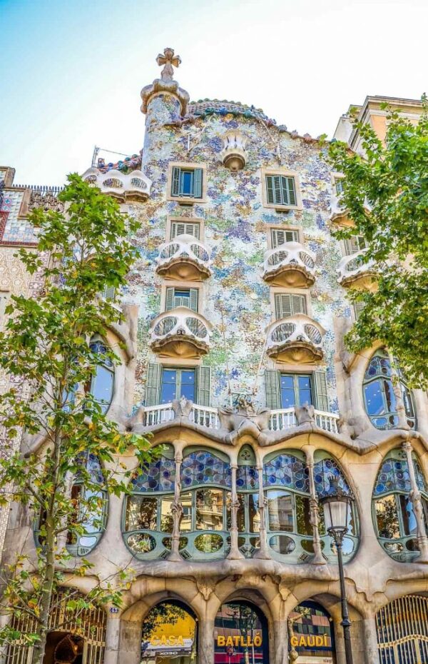 Casa Batlló: Prime Art Nouveau Example 2025