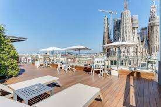 Discover the Ibis Barcelona Sagrada Familia: A TripAdvisor Top-Rated Stay in Barcelona 2025