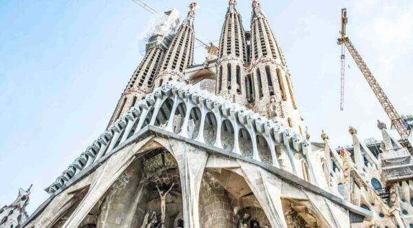 Discover the Magical Sagrada Familia: Opening Hours and Tips for Your Visit in Barcelona 2025