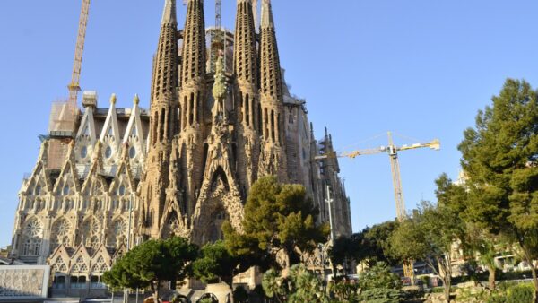 Discover the Majestic Transformation of Barcelona's Sagrada Familia Church 2025