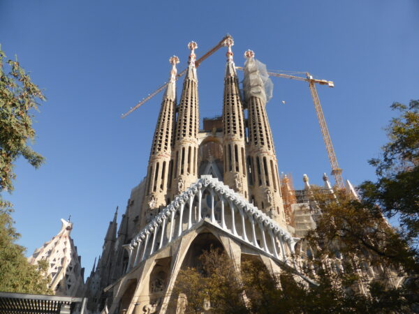 Diseño de La Sagrada Familia de Gaudí 2025