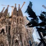 From Sagrada Familia to Barcelona Sants: The Perfect Journey through Barcelona's Landmarks