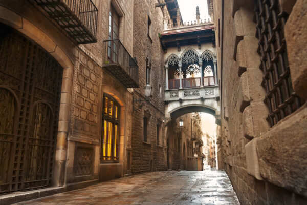 Gothic Quarter: Decline and Revitalization 2025