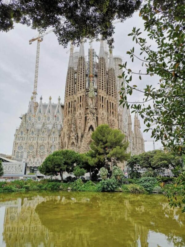 Is Sagrada Familia Free? (30 characters)