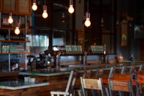 Modern brewpub with cozy vibe, craft beers & pub food 2025