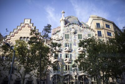 Plan for 1-2 hour visit to Casa Batlló with audio guide. Time may vary.