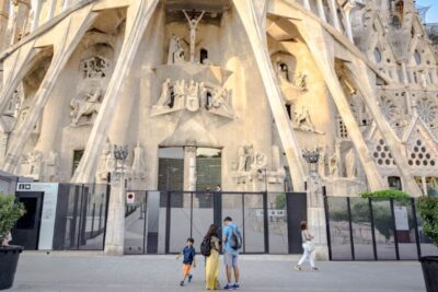 Respectful Dress Recommended for Sagrada Familia