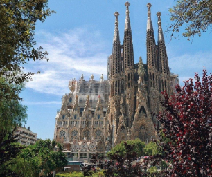 The Enigmatic Location of Sagrada Familia in Barcelona: Unveiling its Hidden Charms