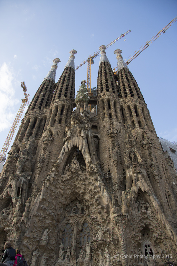 The Fascinating Story of Sagrada Familia: Barcelona's Centerpiece 2025