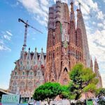 The Iconic Sagrada Familia in Barcelona: Exploring its Wonder through Wikipedia Deutsch