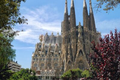 The Majestic Beauty of Sagrada Familia in Barcelona, Spain