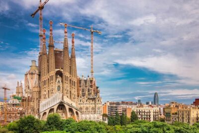 The Majestic Sagrada Familia: A Brief History of Barcelona's Iconic Masterpiece