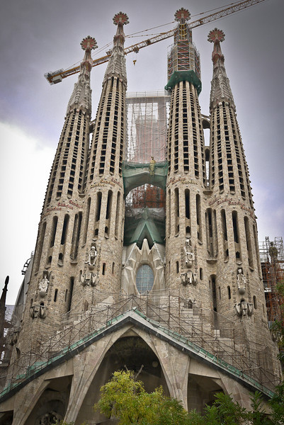 The Official Website of Sagrada Familia Barcelona: A Glimpse into Architectural Marvel 2025