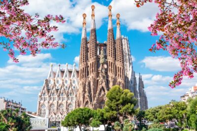 The Ultimate Guide to La Sagrada Familia: Barcelona Facts You Need to Know