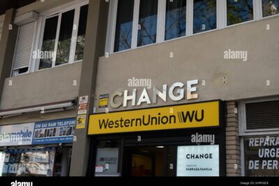 Convenient Money Transfers at Western Union Agency near Sagrada Familia, Barcelona | 94