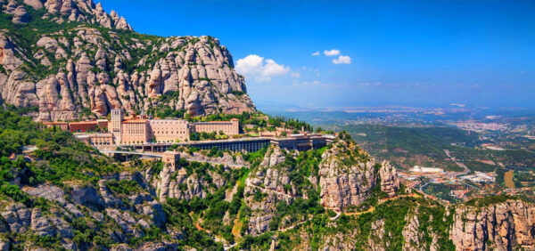 Discover the Magic: What Makes Mount Montserrat So Special? 2025