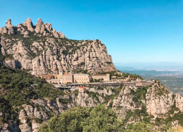 Discover the Majestic Montserrat Monastery at High Elevation 2025