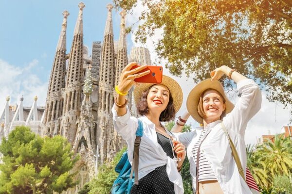 Exclusive Access to Sagrada Familia: A Must-See for Barcelona Residents 2025