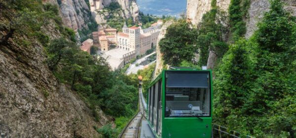 Exploring Montserrat: Transportation Options for Car-Free Travelers 2025