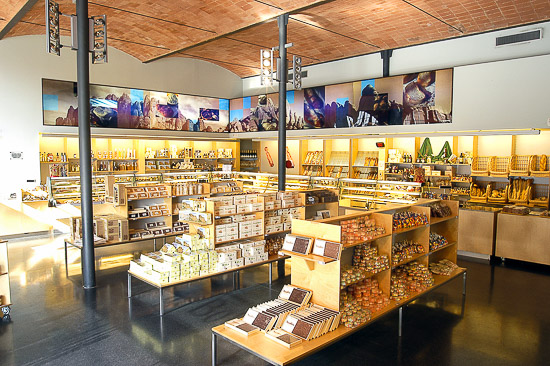 Exploring the Treasures at Montserrat Monastery's Gift Shop 2025
