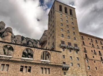 The Fascinating History of Montserrat Monastery: Unraveling its Mysteries and Legends