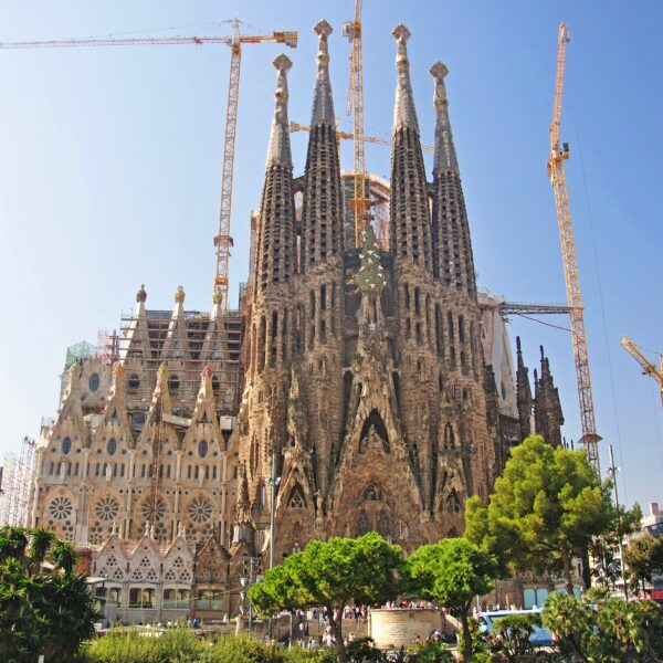 When Will the Sagrada Familia in Barcelona Be Finished? 2025