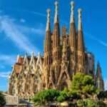 Experience the Iconic Sagrada Família with a Virtual Visit in Barcelona