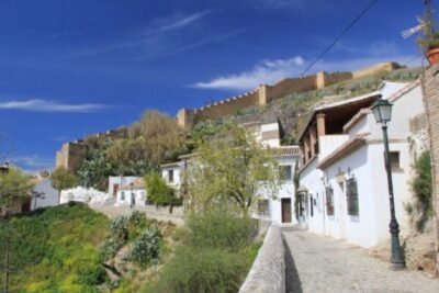 Granada: The stunning Alhambra and the narrow cobblestone streets of the Albaicín neighborhood make Granada a unique destination in Spain. 2026