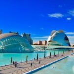 Valencia: Historia, Playa y Gastronomía en una Ciudad Encantadora