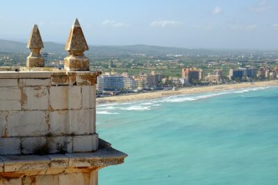 ¿Qué playa de Valencia está más cerca de Madrid? 2025