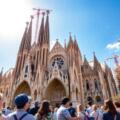 La Sagrada Familia: El Sueño Inacabado de Gaudí en el Corazón de Barcelona