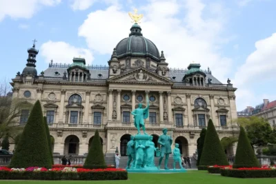 Estatuas que orinan en Bruselas 2025