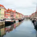 Nyhavn el corazón de Copenhague y su encanto turístico
