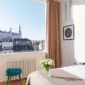 Descubre el encantador apartamento en Montmartre que hará que tu viaje a París sea inolvidable