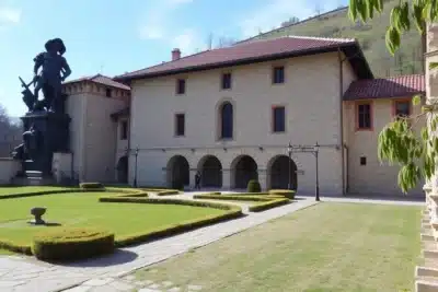 Visita al Monasterio El Paular, joya oculta de la Sierra de Madrid 2025