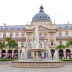 Descubre los mejores lugares para visitar en la Plaza de Oriente Madrid
