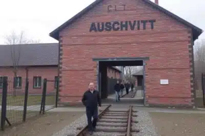 Tours y visitas guiadas en español a Auschwitz recomendados 2025 Tours y visitas guiadas en español a Auschwitz recomendados 2025