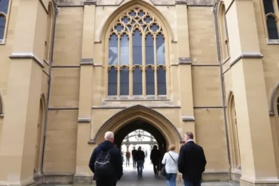 Visita Christ Church College en Oxford: horarios y precios 2025