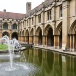 Visita Fountains Abbey, la mayor abadía cisterciense de Inglaterra