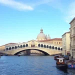 Descubre el Gran Canal de Venecia: puentes y palacios imprescindibles