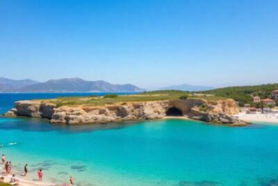 Sarandë: guía para visitar la bahía de Krorez, playas secretas y cuevas 2026 Sarandë: guía para visitar la bahía de Krorez, playas secretas y cuevas 2026