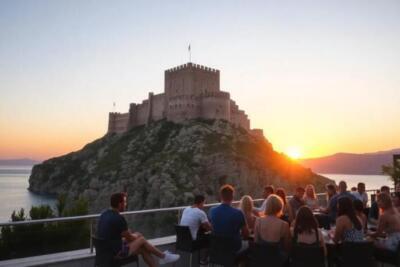 Sarandë y castillo de Lekursi: puesta de sol con las mejores vistas 2026 Sarandë y castillo de Lekursi: puesta de sol con las mejores vistas 2026